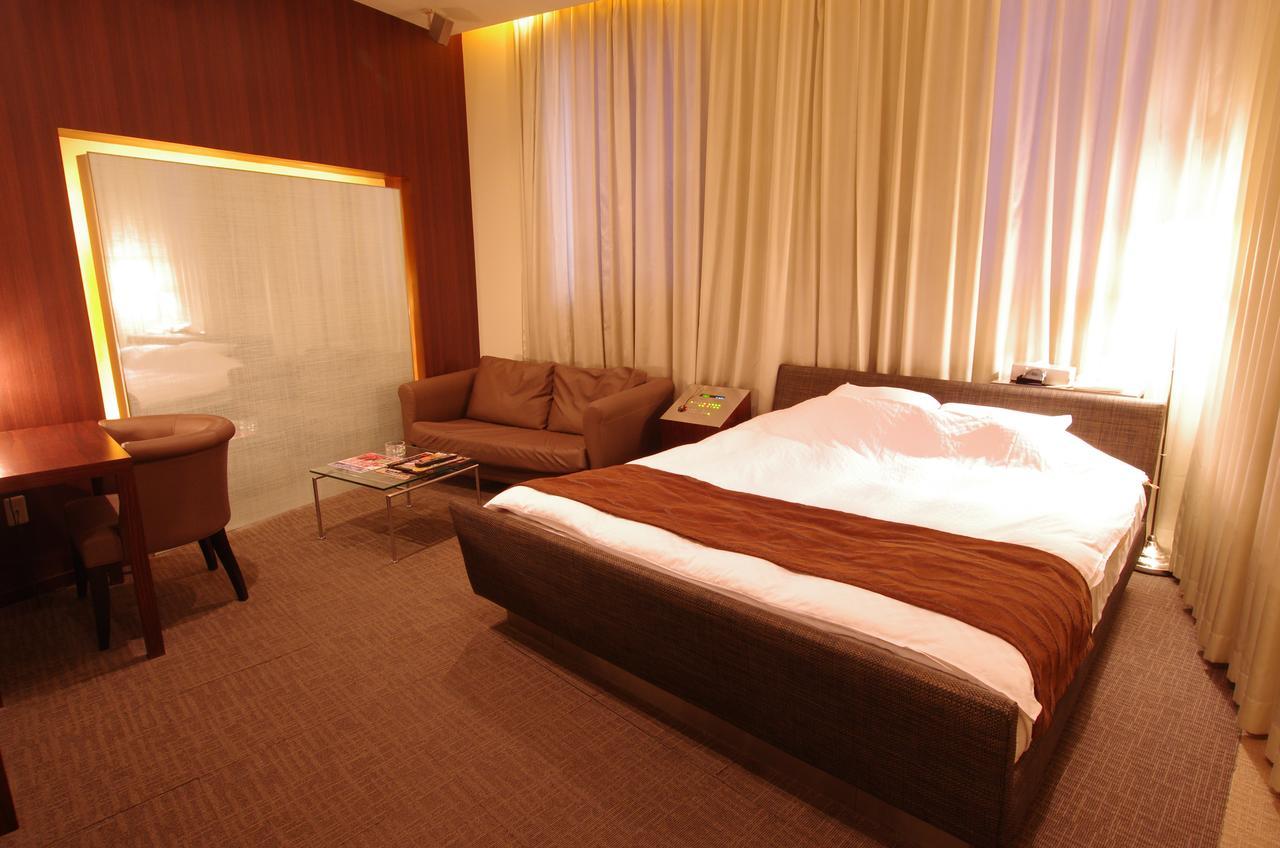 Blue Hotel Octa (Adults Only) Sapporo Zewnętrze zdjęcie